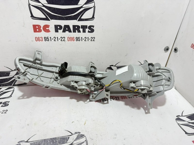 Фонарь заднего бампера левый Sportage 2017