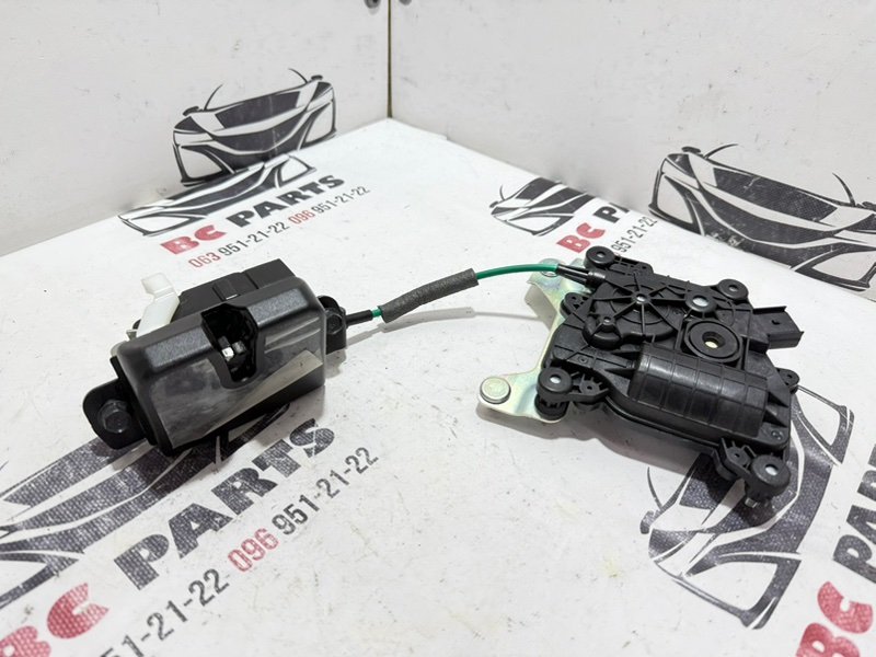 Замок двери багажника Kia Sportage 2017 81230d9100 Б/У