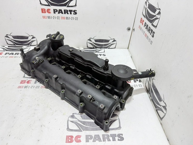 Клапанная крышка Kia Sportage