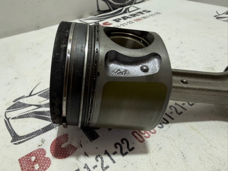 Поршень Kia Sportage Поршень Kia Sportage