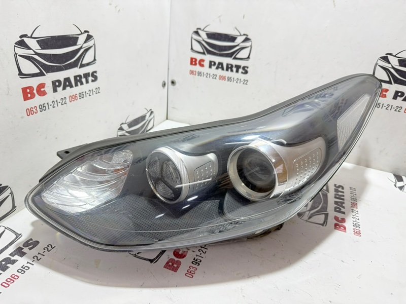 Фара ксеноновая передняя левая Kia Sportage 2017 92101F1110 Б/У