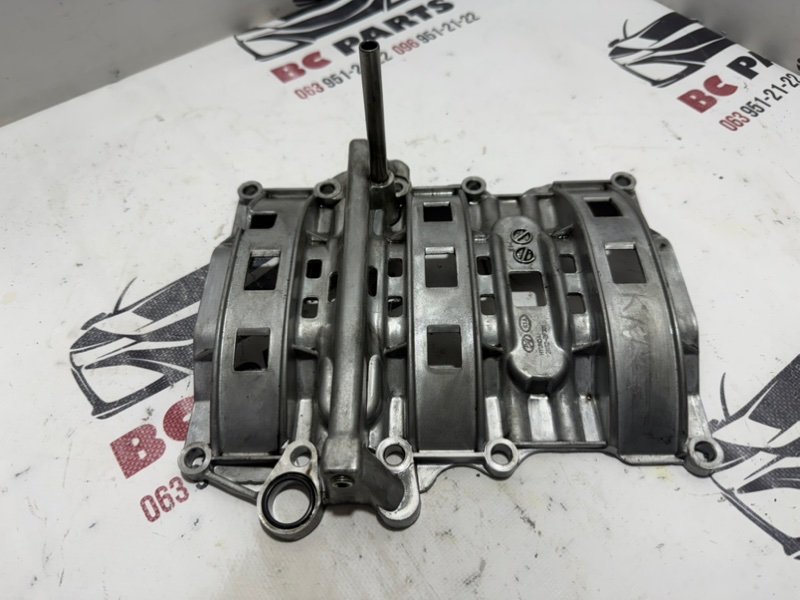 Маслоотражатель Kia Sportage 2017 211202F300 Б/У