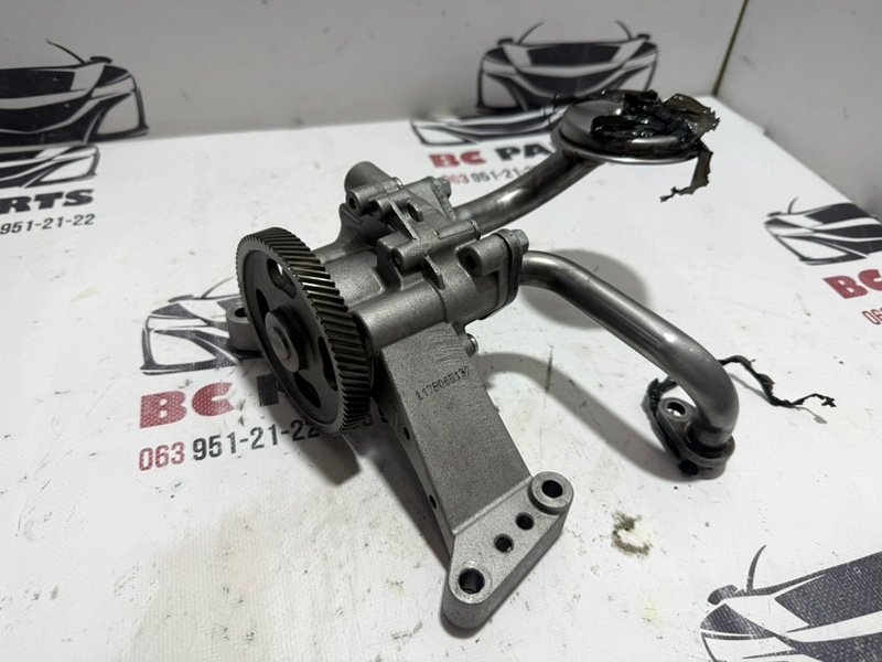 Маслонасос Kia Sportage 2017 213102F311 Б/У