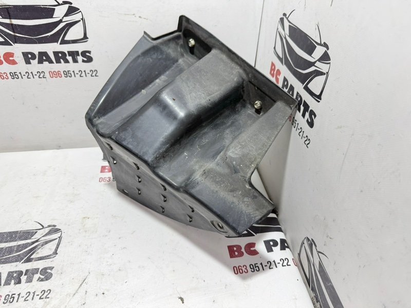 Подкрылок задний правый Sportage 2017