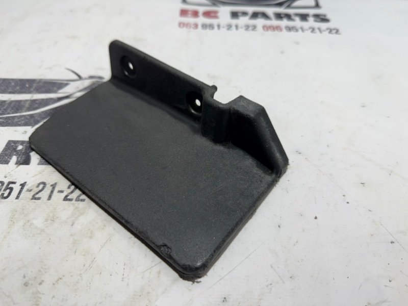 Брызговик задний правый Kia Sportage