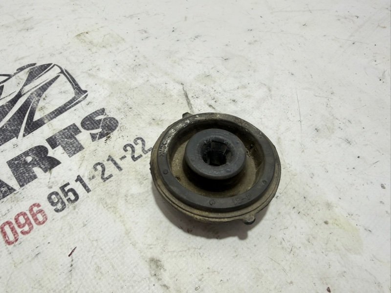 Подушка радиатора Kia Sportage 2017 25336C5000 Б/У