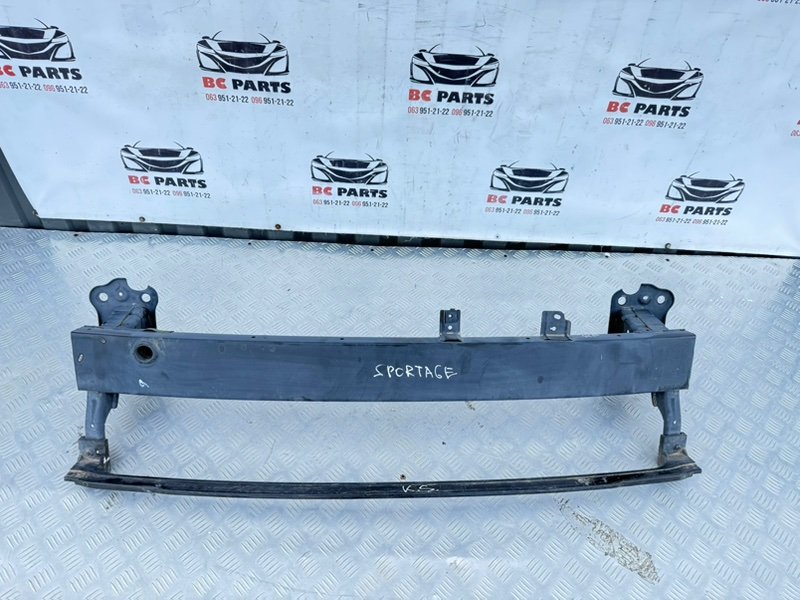 Усилитель бампера передний Kia Sportage 2017 64900F1000 Б/У