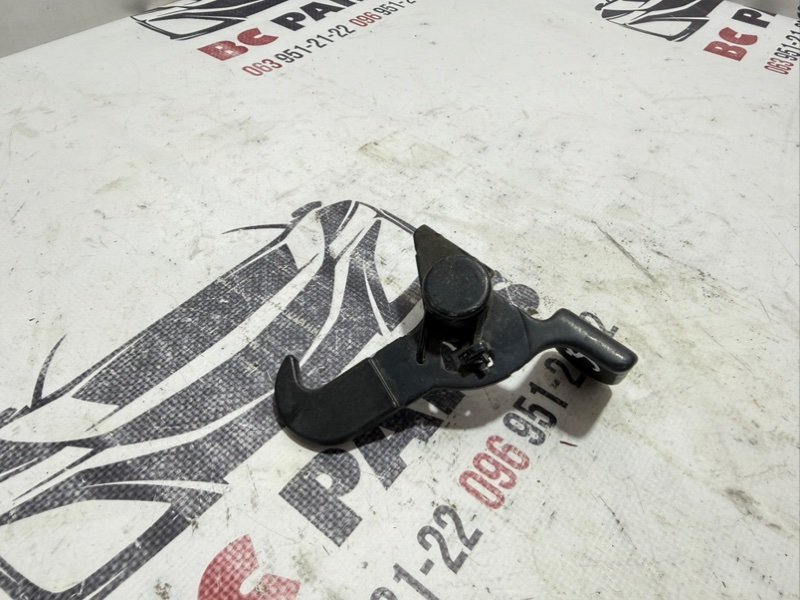 Крюк замка капота Sportage 2017