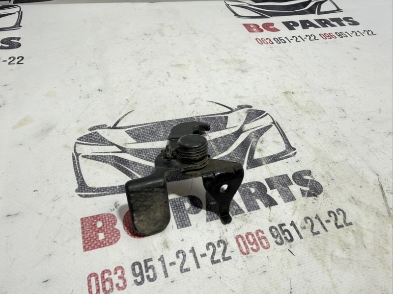 Крюк замка капота Sportage 2017