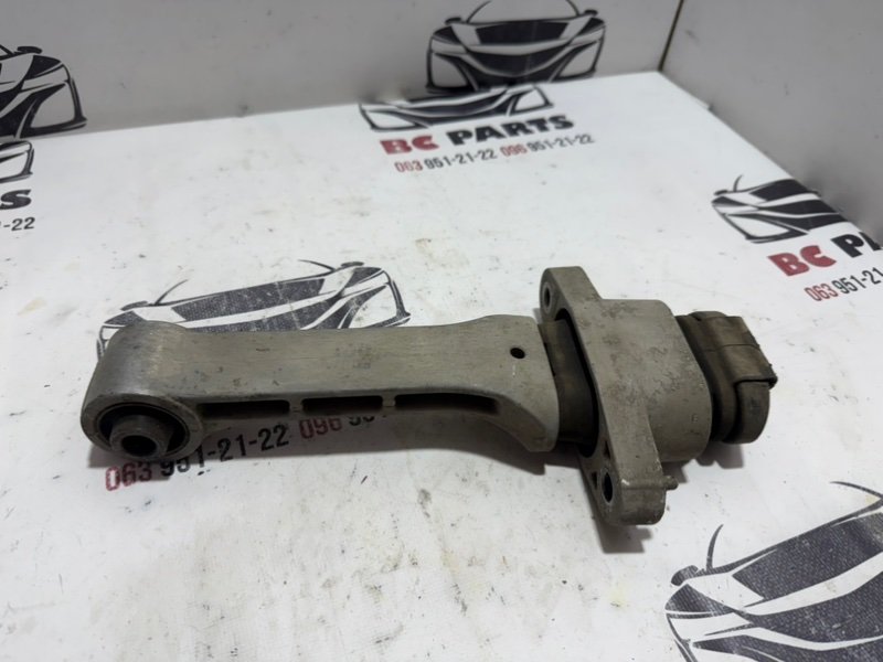 Подушка двигателя нижняя Sportage 2017