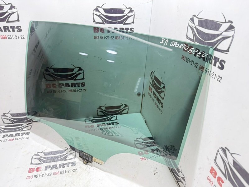 Стекло двери заднее левое Sportage 2017