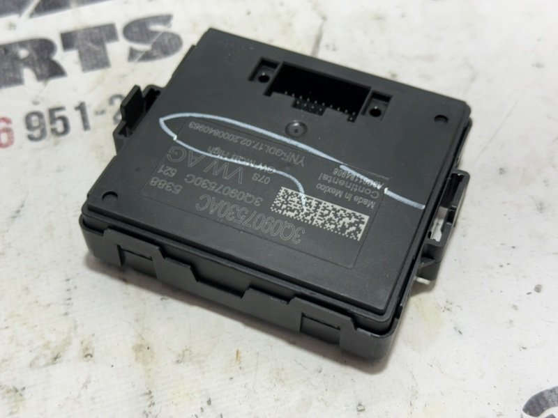 Блок управления Tiguan 2020 2.0