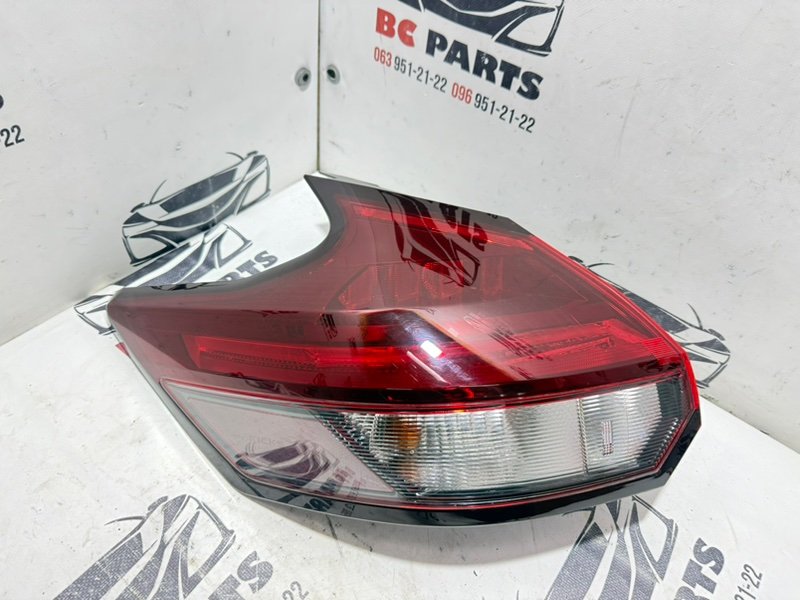 Фонарь наружный (в крыло) задний левый Nissan Kicks 2021 1.6 26555-5R00A Б/У