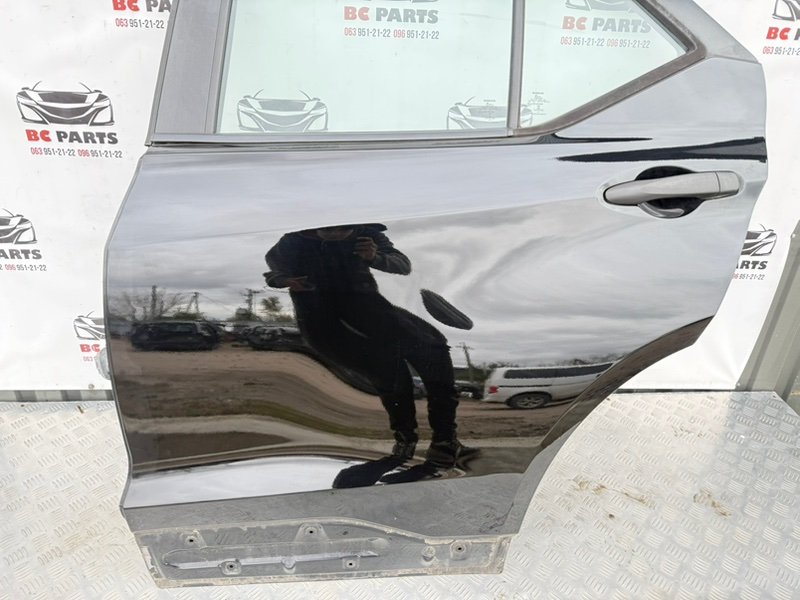 Дверь боковая задняя левая Kicks 2021 1.6