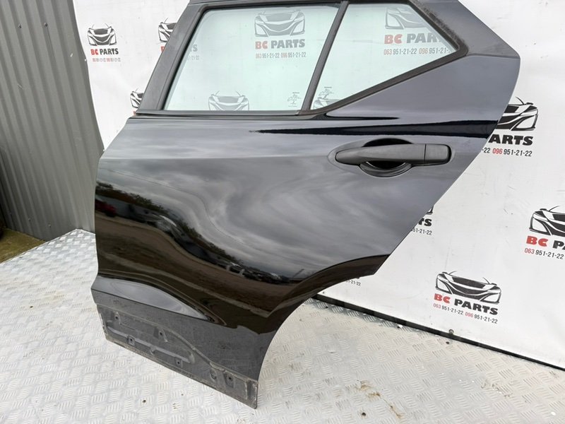 Дверь боковая задняя левая Nissan Kicks 1.6