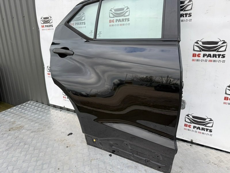 Дверь боковая задняя правая Nissan Kicks 1.6