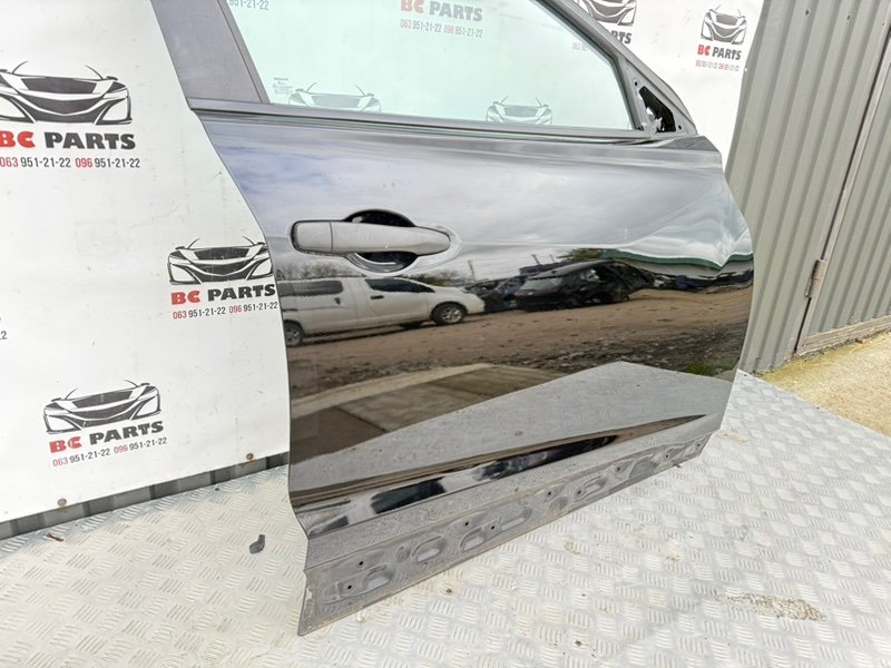 Дверь боковая передняя правая Kicks 2021 1.6