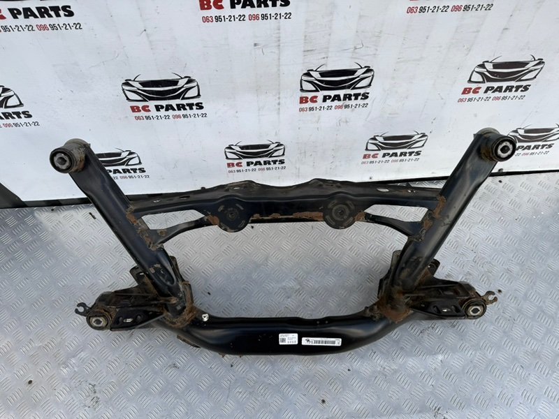 Подрамник задний Volkswagen Tiguan 2.0