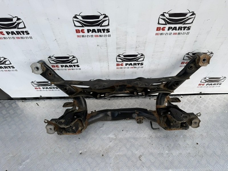 Подрамник задний Tiguan 2020 2.0