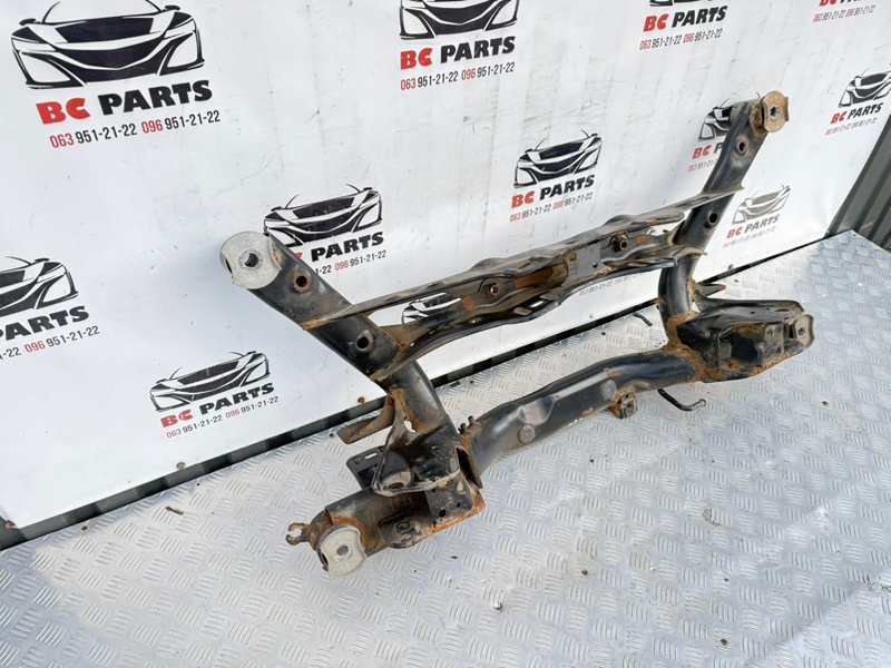 Подрамник задний Tiguan 2020 2.0