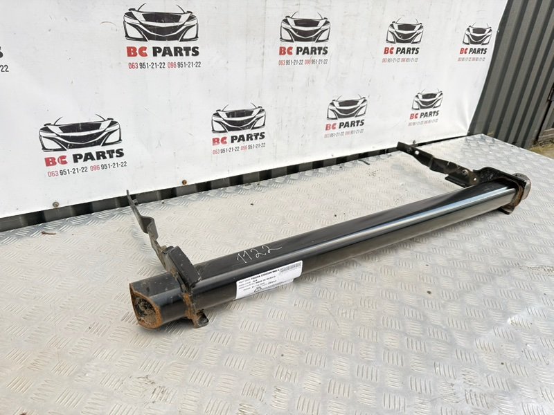 Усилитель бампера задний Volkswagen Tiguan 2.0