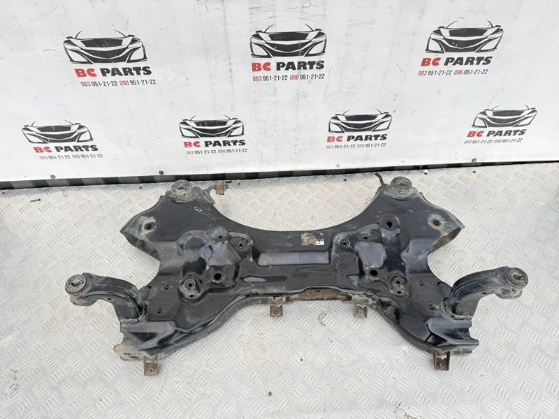 Подрамник передний Kia Sportage 2017 62405D9050 Б/У