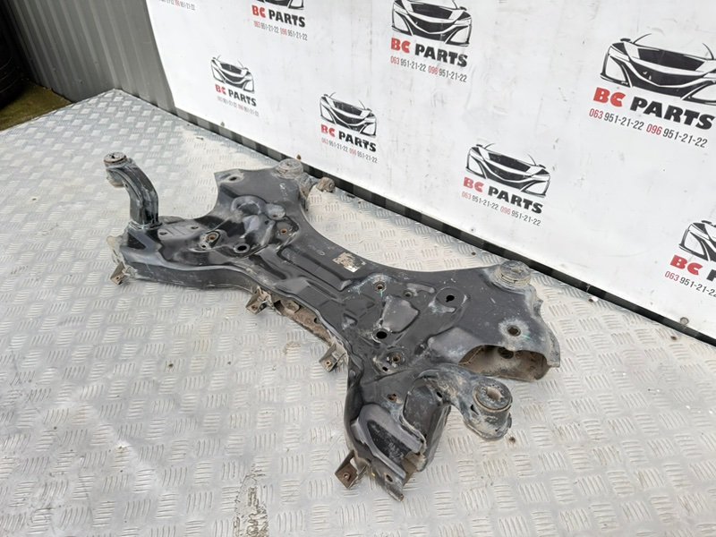 Подрамник передний Kia Sportage