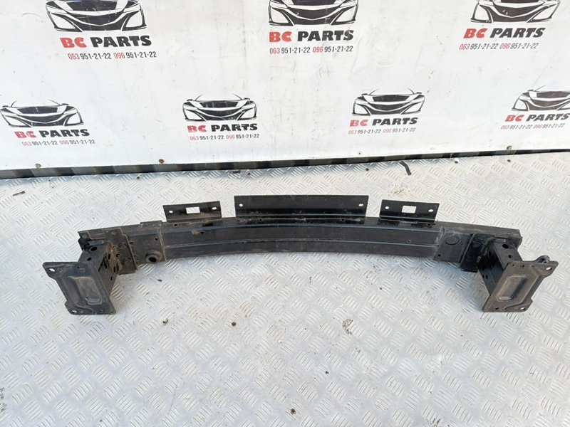 Усилитель бампера передний Kicks 2021 1.6