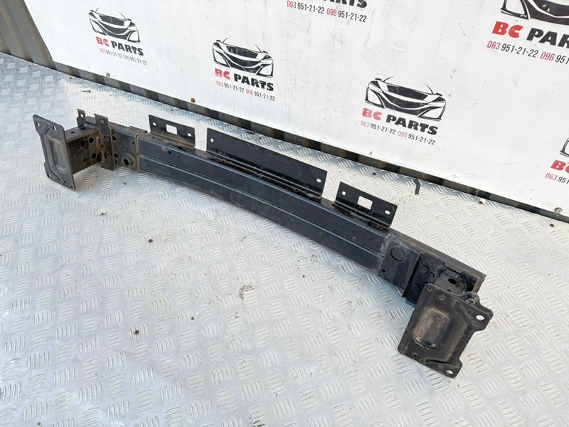 Усилитель бампера передний Kicks 2021 1.6