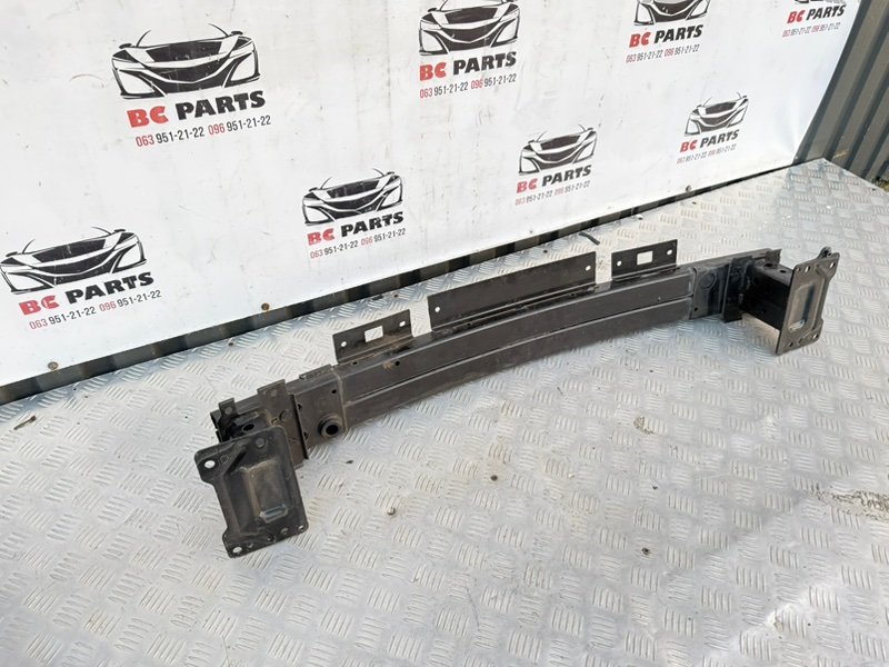 Усилитель бампера передний Kicks 2021 1.6