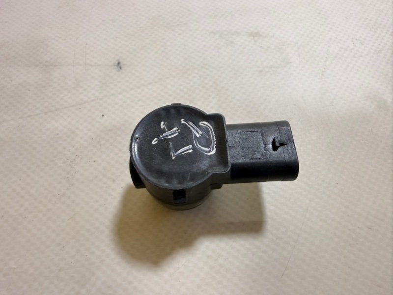 Датчик парковки задний Q7 2017 4M 3.0