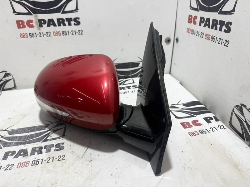 Зеркало заднего вида боковое правое Kia Sportage