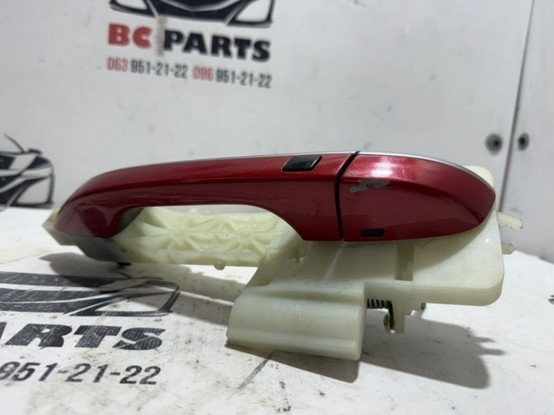 Ручка двери внешняя передняя левая Sportage 2017