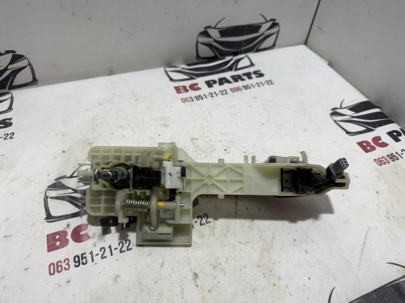 Ручка двери внешняя передняя левая Sportage 2017