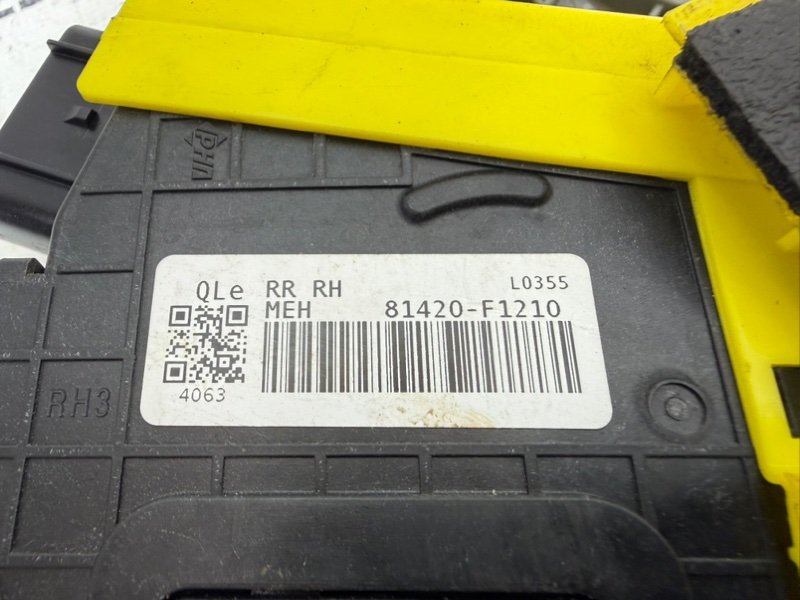 Замок боковой двери задний правый Sportage 2017