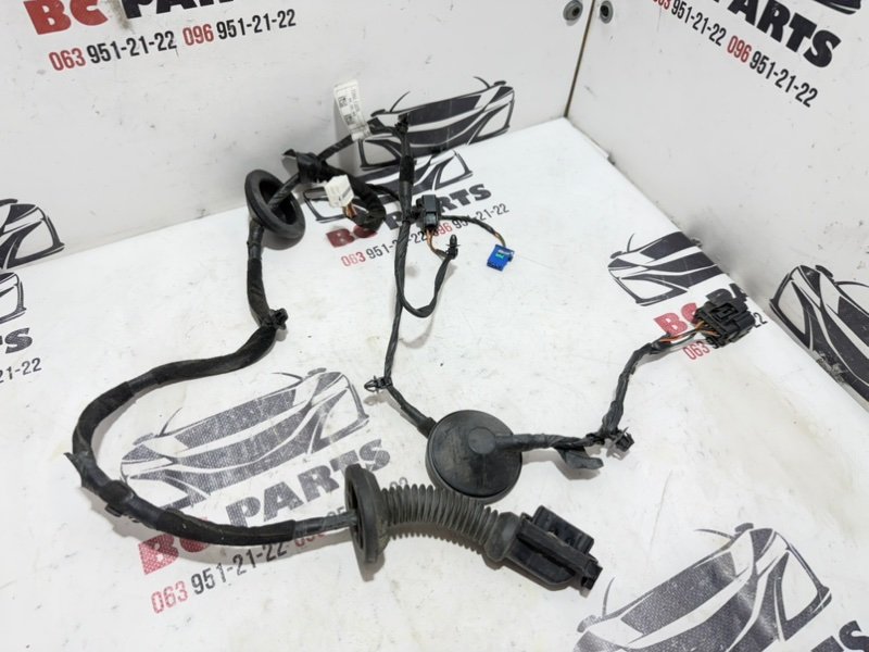 Запчасть проводка двери задняя правая Kia Sportage 2017 91660F1070 Б/У Проводка двери задняя правая Kia Sportage 2017 91660F1070 Б/У