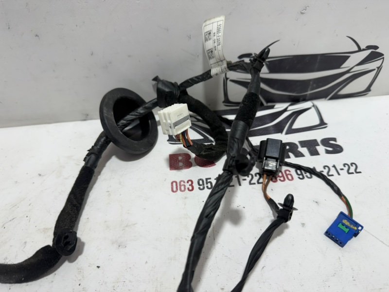 Проводка двери задняя правая Sportage 2017 Проводка двери задняя правая Sportage 2017