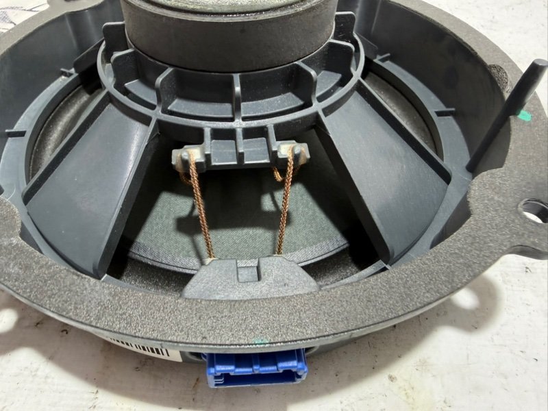 Динамик задний Sportage 2017