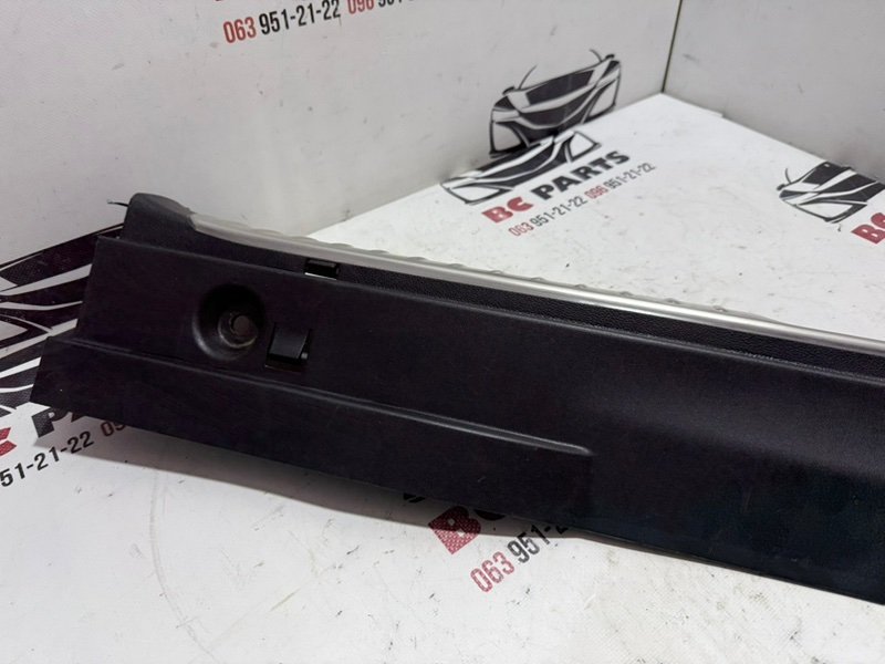 Накладка замка багажника Sportage 2017