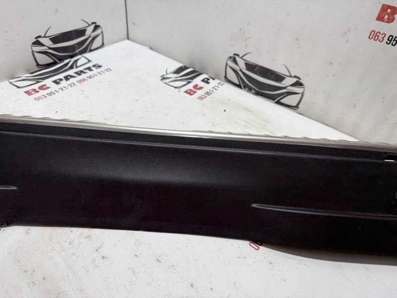 Накладка замка багажника Sportage 2017