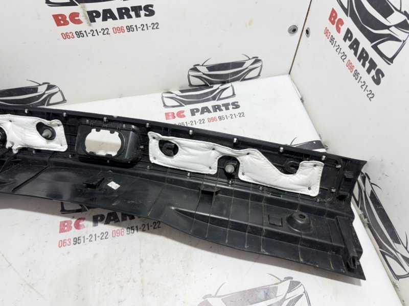 Накладка замка багажника Sportage 2017