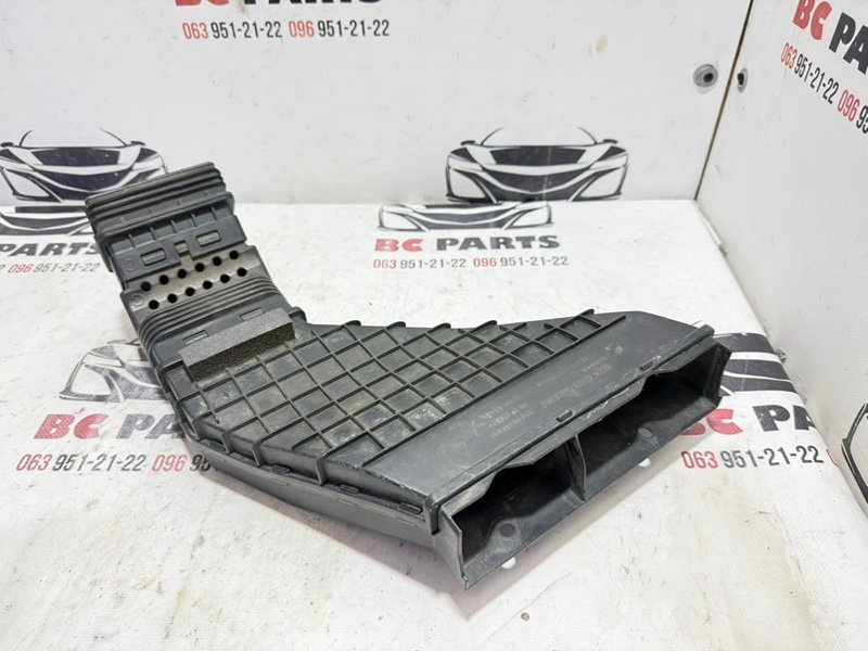 Патрубок воздушного фильтра Sportage 2017