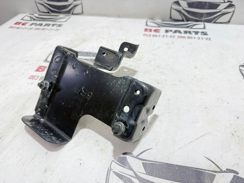 Кронштейн Kicks 2021 1.6