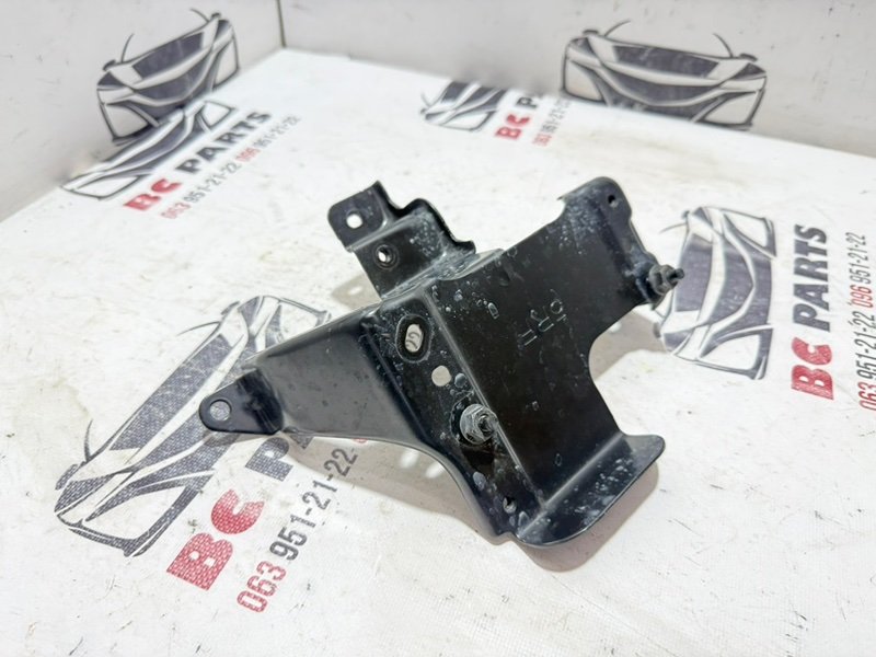 Кронштейн Nissan Kicks 1.6