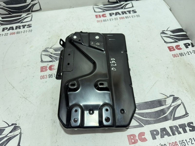 Подставка под аккумулятор Kicks 2021 1.6