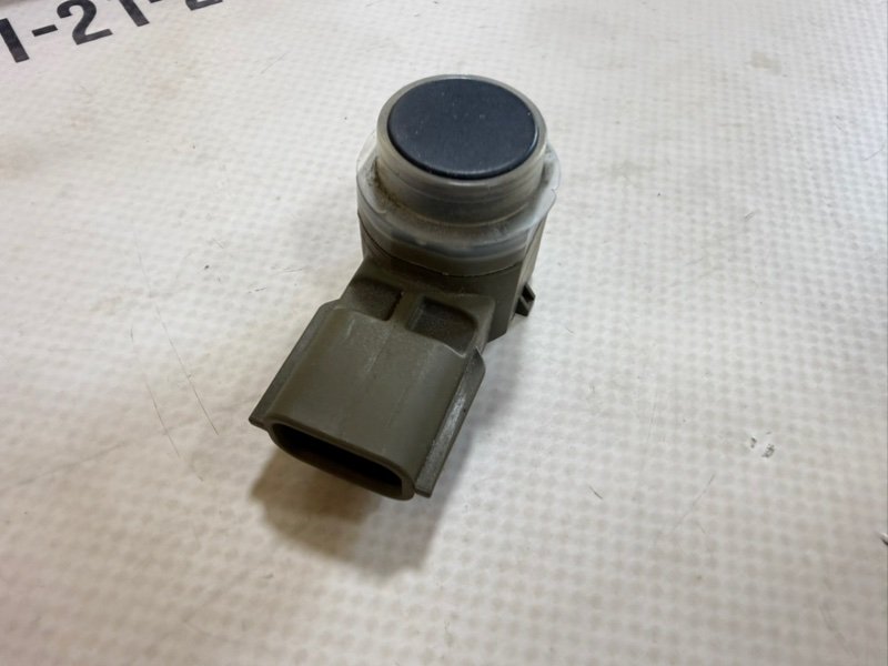 Датчик парковки задний Kicks 2021 1.6