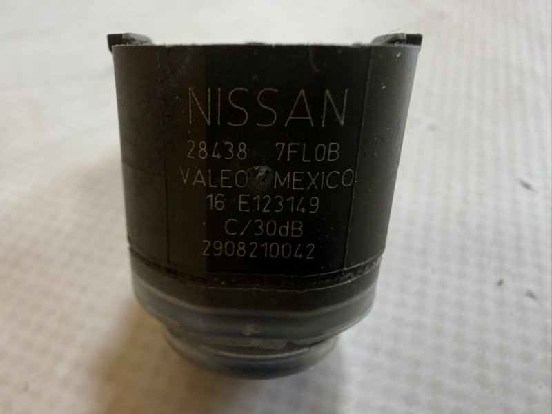 Датчик парковки задний Kicks 2021 1.6