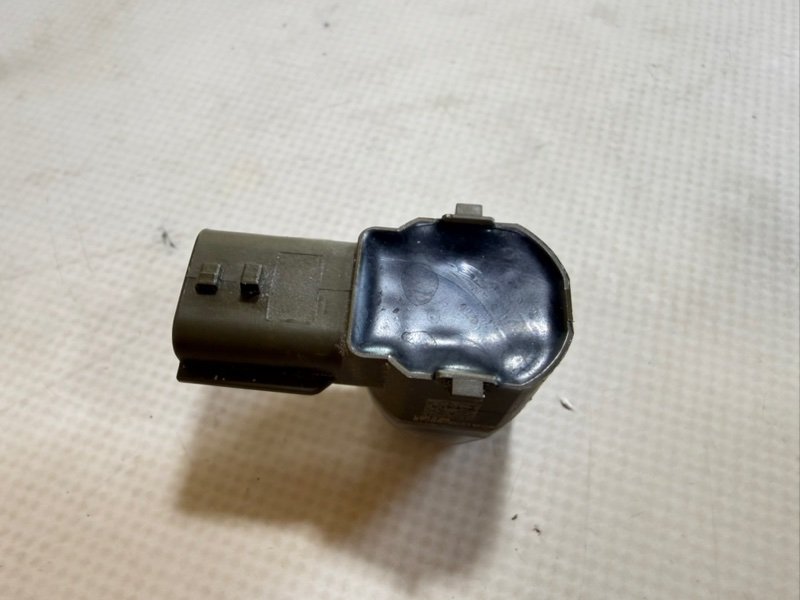 Датчик парковки задний Kicks 2021 1.6