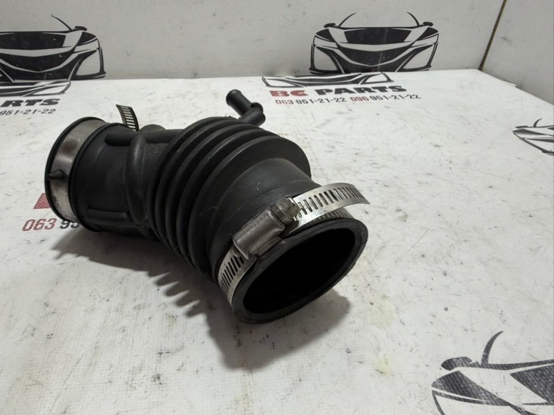 Патрубок воздушного фильтра Kicks 2021 1.6