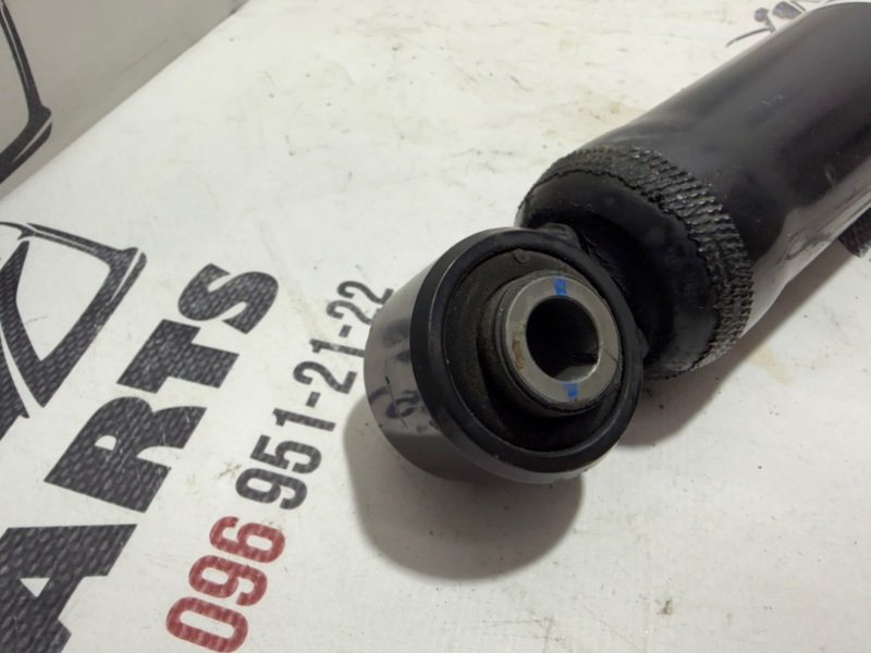 Амортизатор подвески задний Kicks 2021 1.6